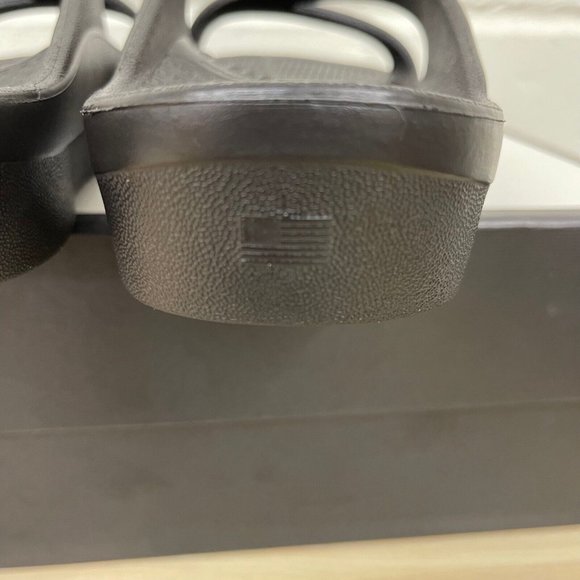 Telic Z-Strap Midnight Black Women's Sandals Flip flops Size M10/W11 - Picture 7 of 10